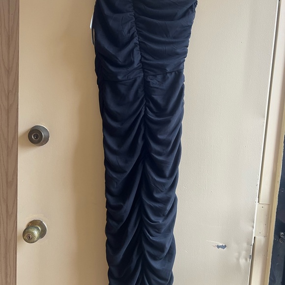 Love Design Dress NWT - Picture 5 of 6